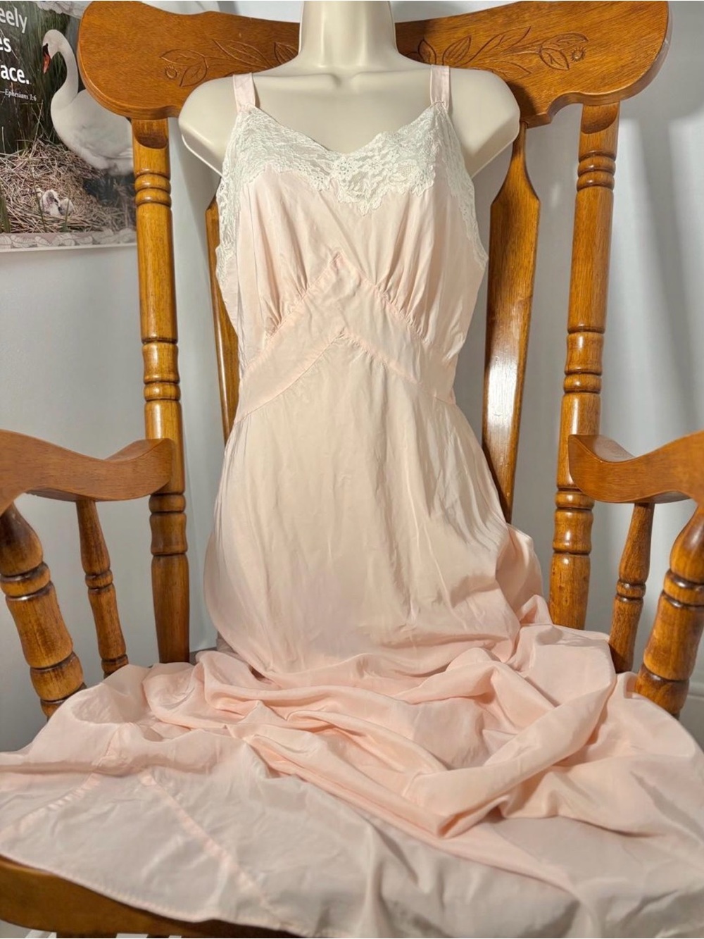 1930s 1940s Vintage Pink White Lace Bias Slip Dress